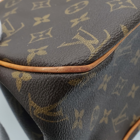 Louis Vuitton Batignolles Horizontal - Picture 9 of 17